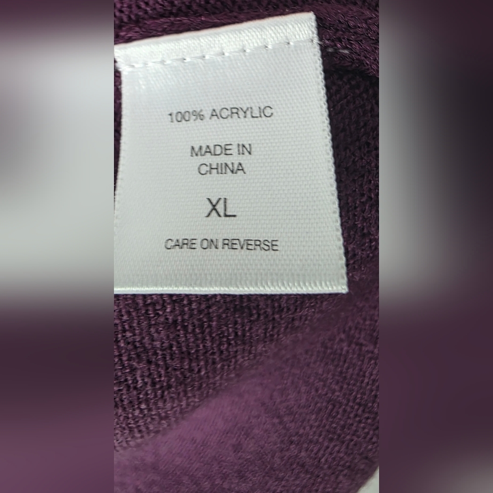 New York & Company Women's Argyle V-Neck Purple Sweater Size XL - Picture 5 of 5